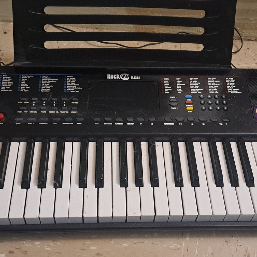 RockJam RJ361 Electronic Keyboard - Picture 2 of 2